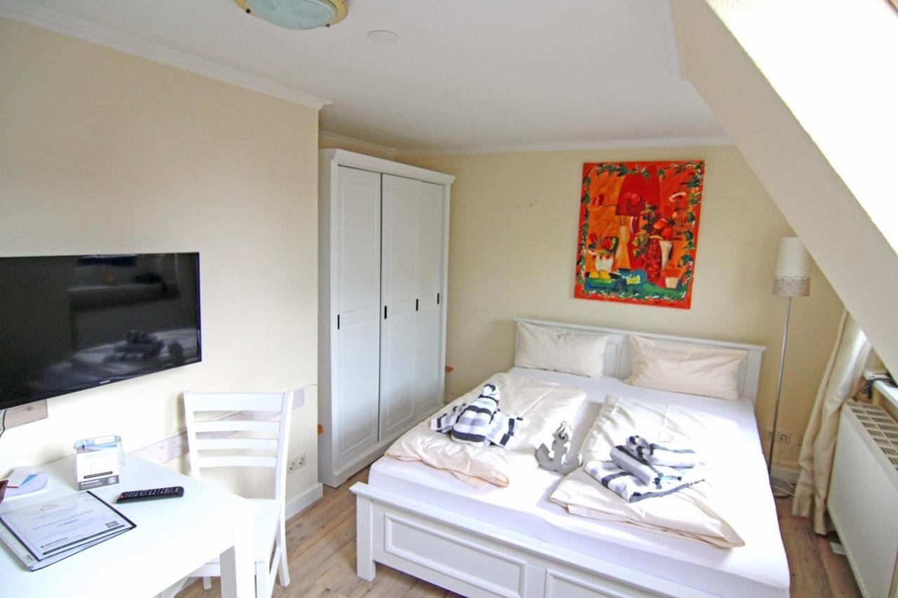 Clipper Im Haus Inken Apartment Вестерланд Екстериор снимка